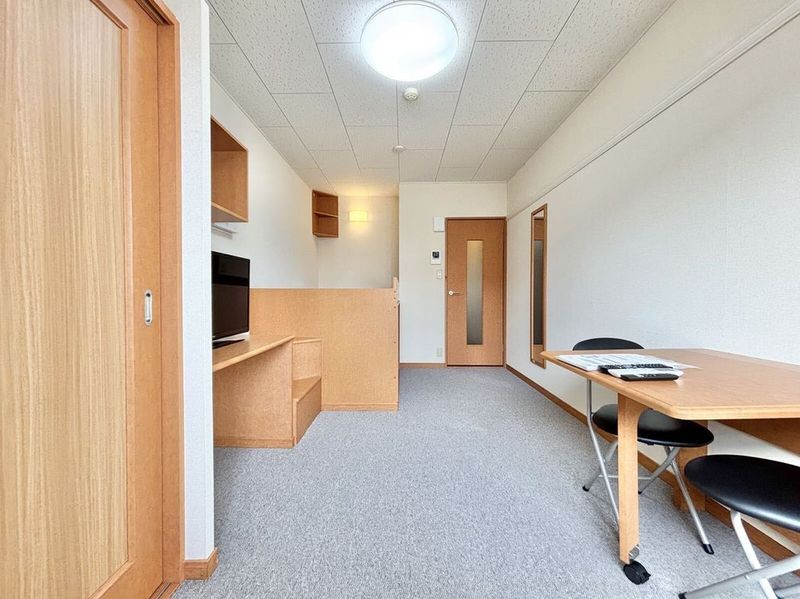 レオパレスじん 居間