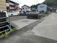レオパレス三宝 エントランス