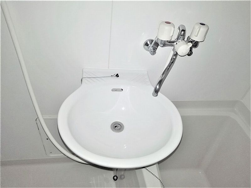 レオパレスサンバード 洗面所