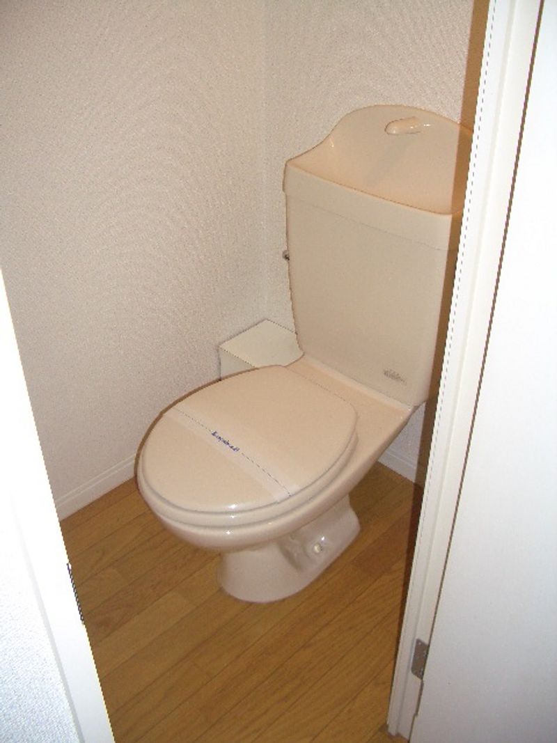 レオパレスカシオペア トイレ