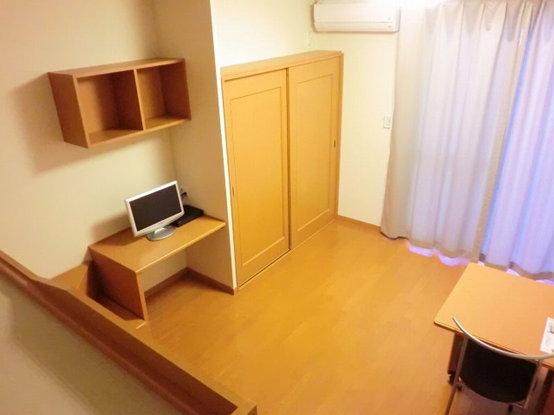 レオパレスアークトゥルス 居間