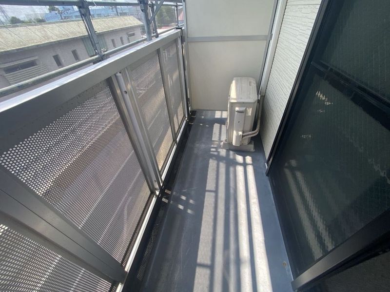 レオパレスグリーンフォレスト バルコニー