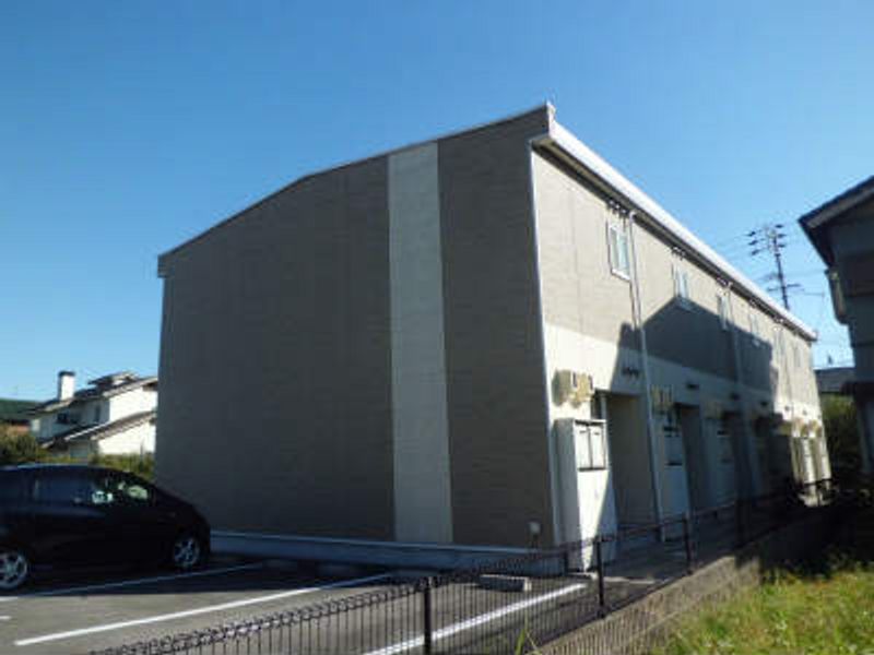 レオパレスクレール本郷 外観
