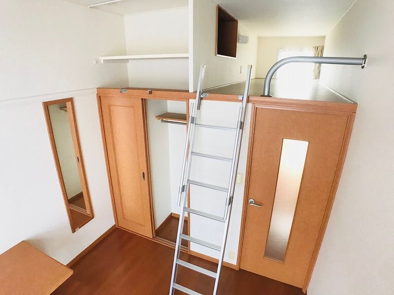 レオパレスドエル 収納