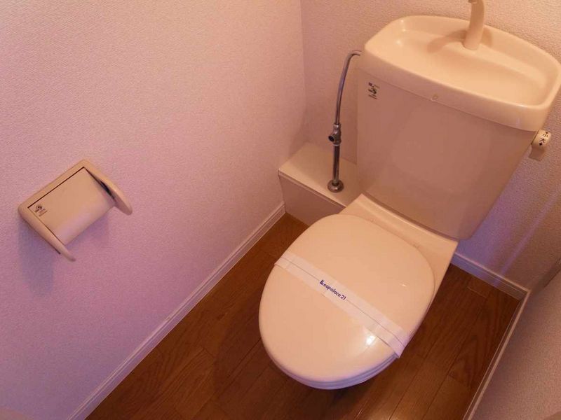 レオパレスフローラⅠ トイレ