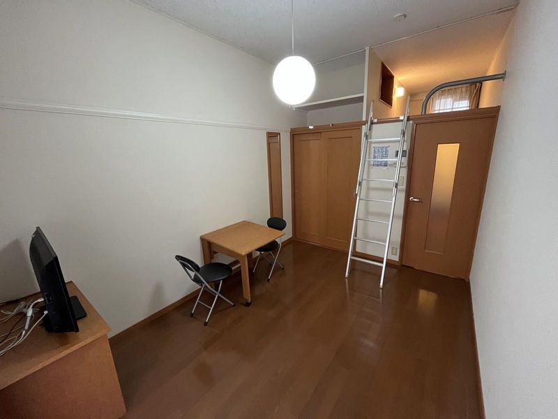 leopalace Le Cheval Bleu Higashi Osaka 客厅