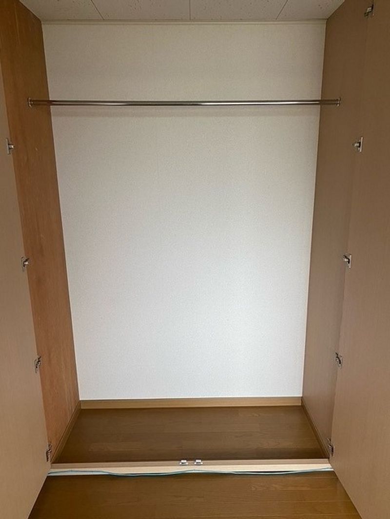 レオパレス中島 収納