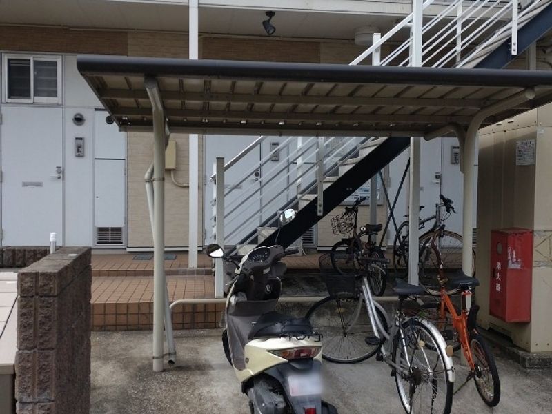 レオパレスサングレース飯島 共用部分