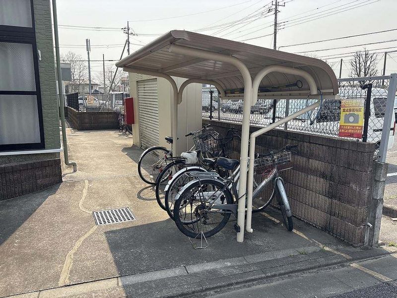 レオパレスアミティエ undefined