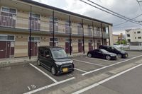 レオパレスセブンヒルズⅣ 駐車場