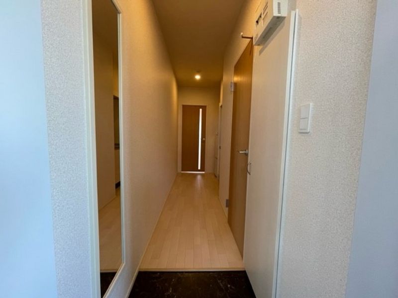 クレイノデュランタ 玄関