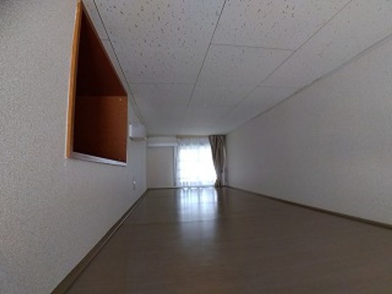 レオパレスフォレストビラ 収納