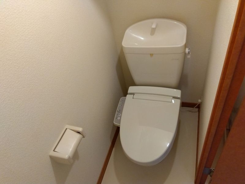 レオパレスタウンコートＴＷＯ トイレ