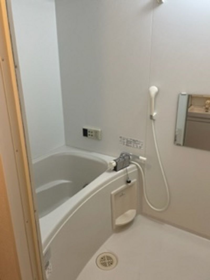 レオパレスラ　ルーナＢ 風呂