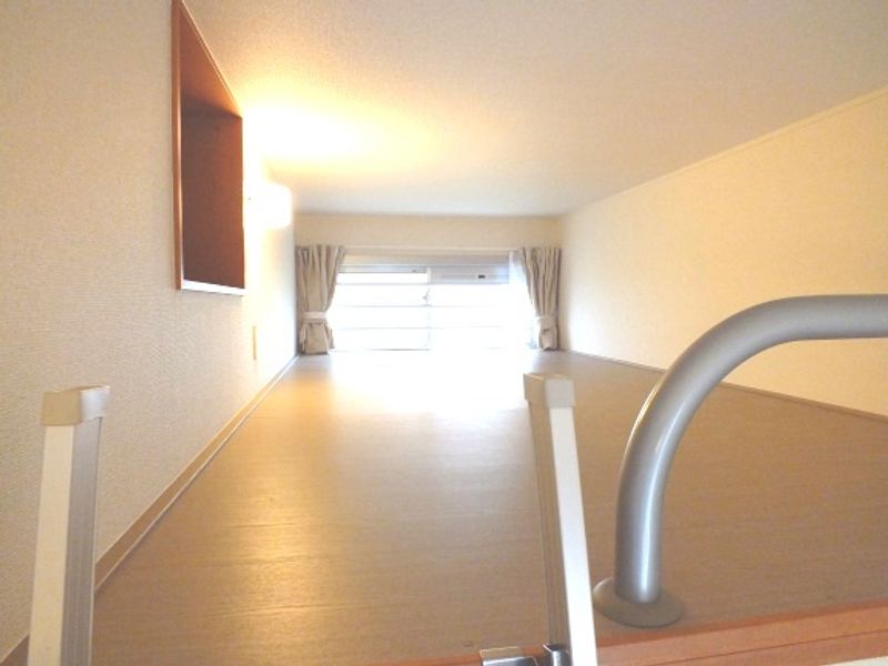 レオパレスユズ 収納