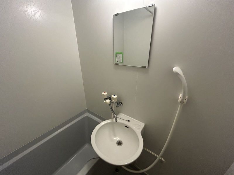 レオパレスガーデンシティ 洗面台