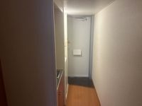 レオパレスラ　トゥサ 玄関