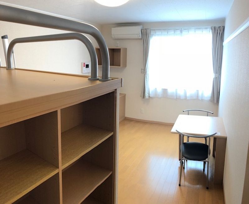 レオネクスト清華 居間