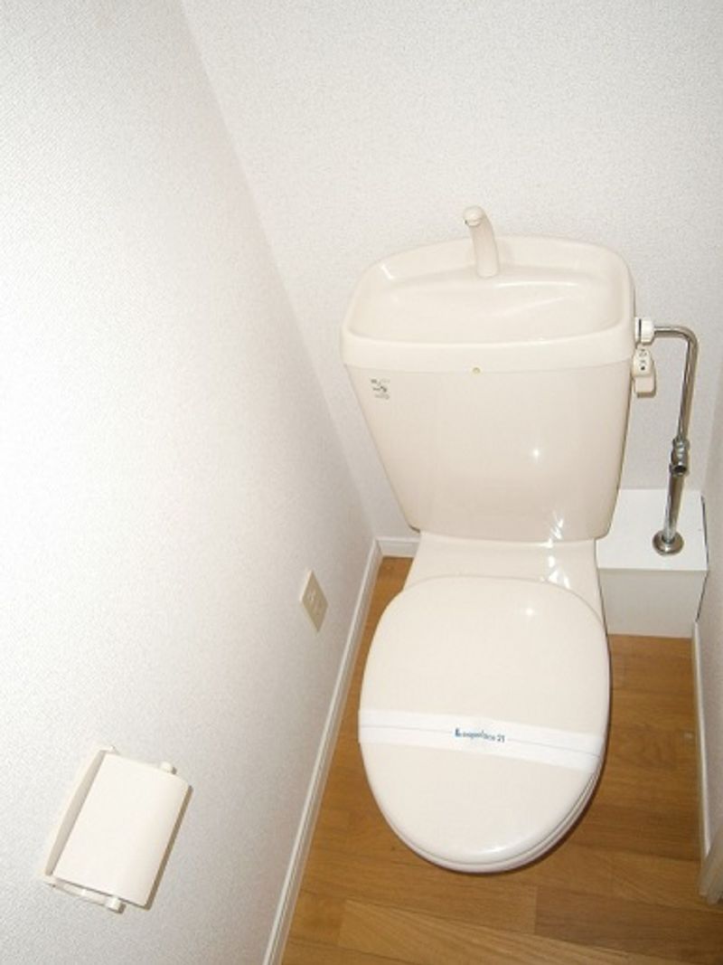 レオパレスヒロタ トイレ