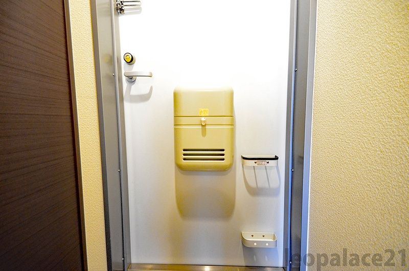 レオネクストそら 玄関