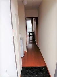 レオパレスコレクトドゥーⅠ 玄関