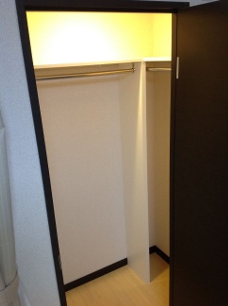 レオネクストベラ　ルーチェ 収納