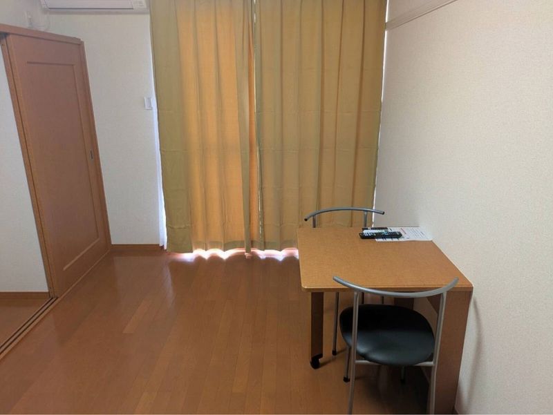 レオパレスＪＩＮ 居間