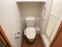 レオパレスＣａｓａ　Ｎａｐｏｌｉ トイレ