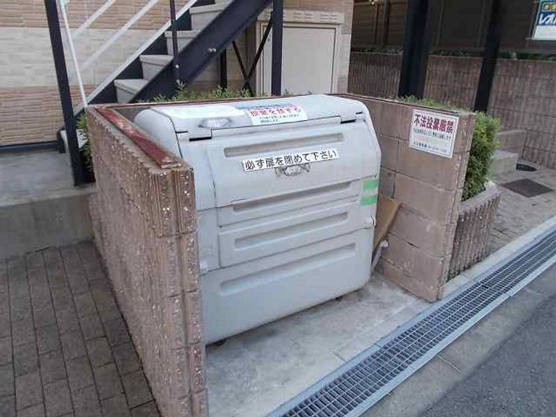 レオパレス大淀中浪華 共用部分