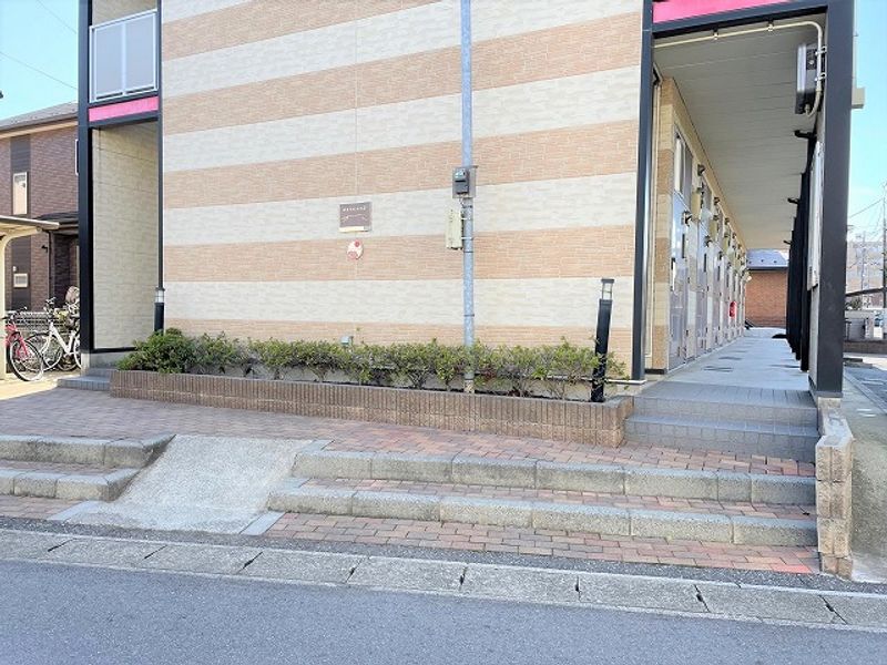 レオパレスエクセル元山Ⅰ エントランス