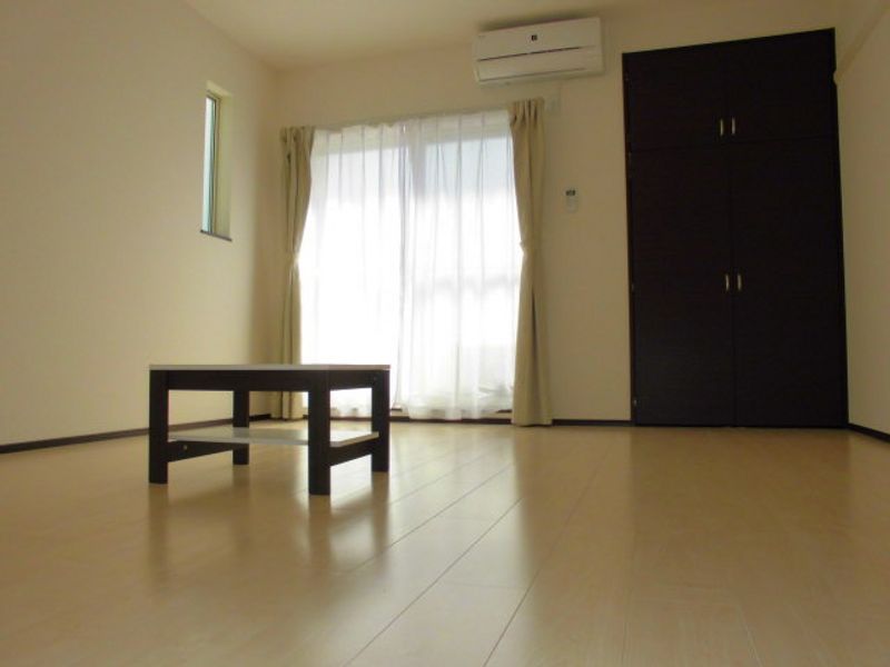 LEONEXT Bonnard Demire Phòng khách