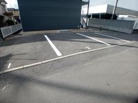 レオパレスきしの 駐車場