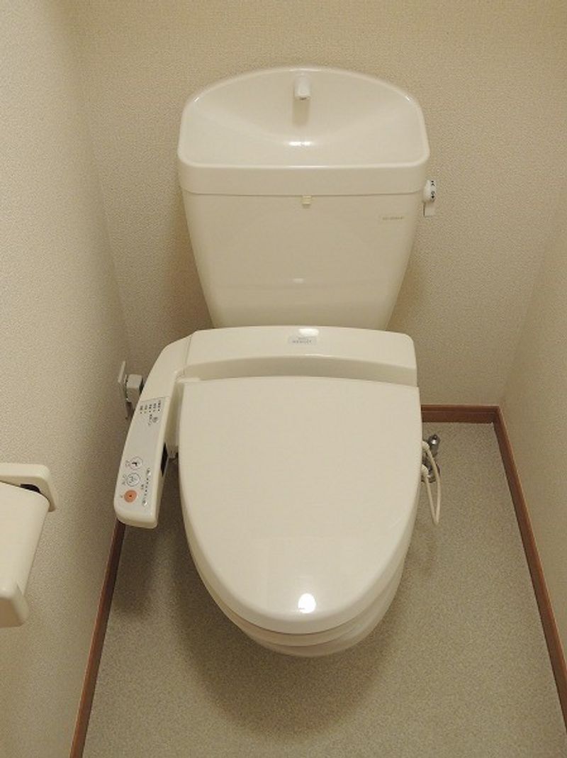レオパレス中央 トイレ