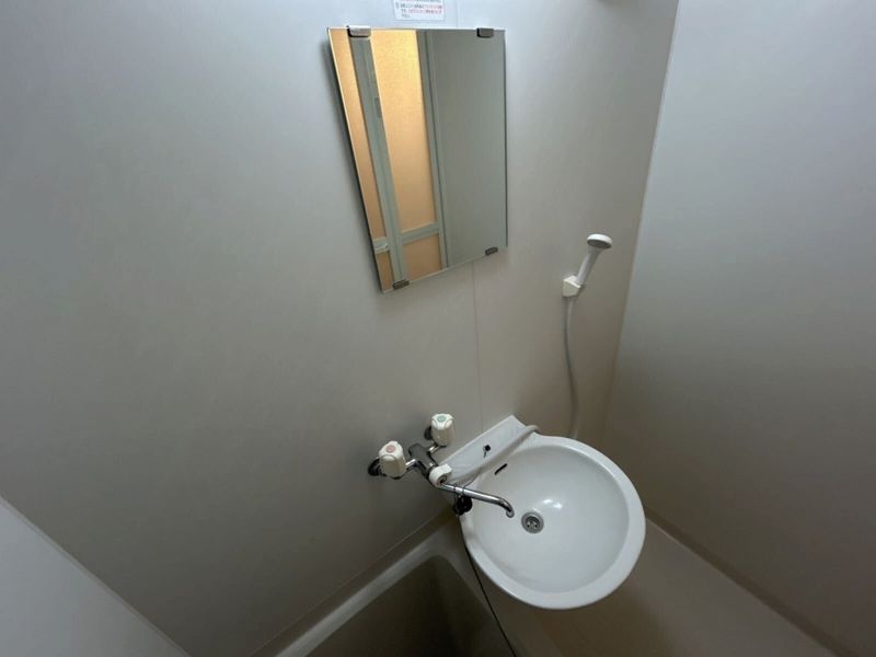 レオパレス西羽貫 洗面台