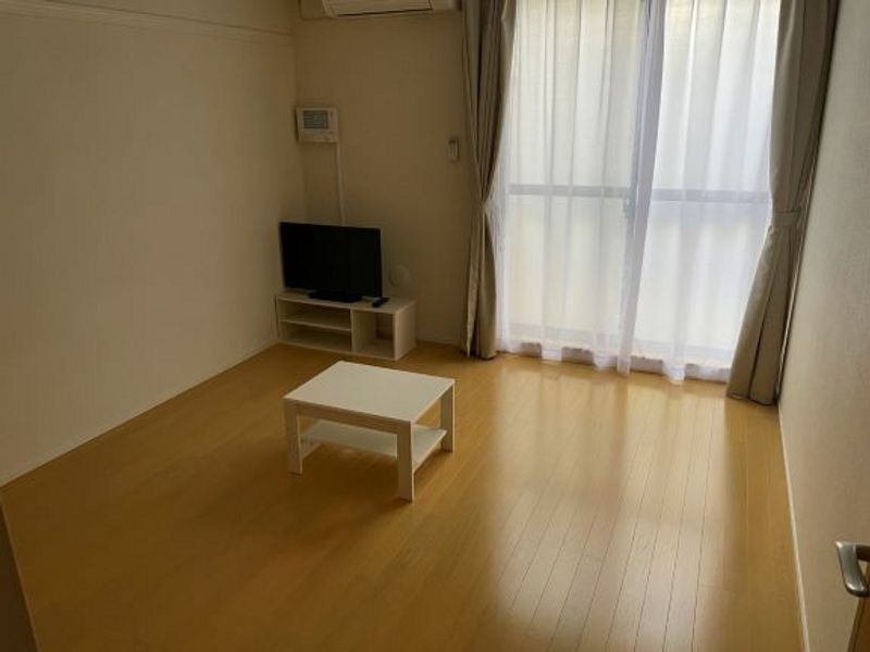 レオパレスエヴァンス 居間