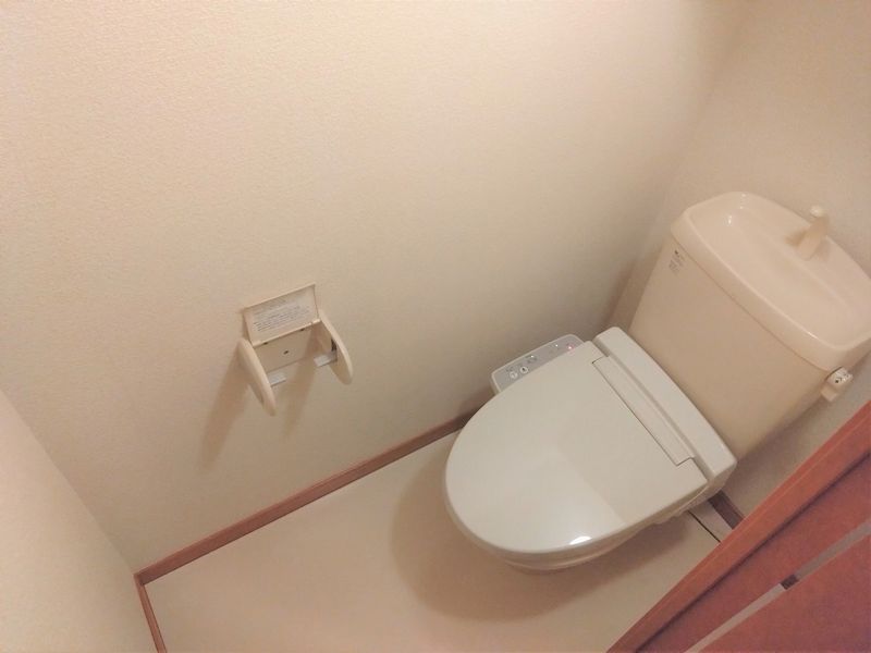 leopalace LO SCALO Toilet