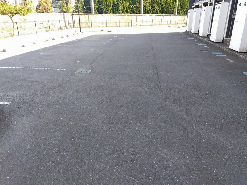 レオネクストＧｒｏｏｖｅｒⅡ 駐車場