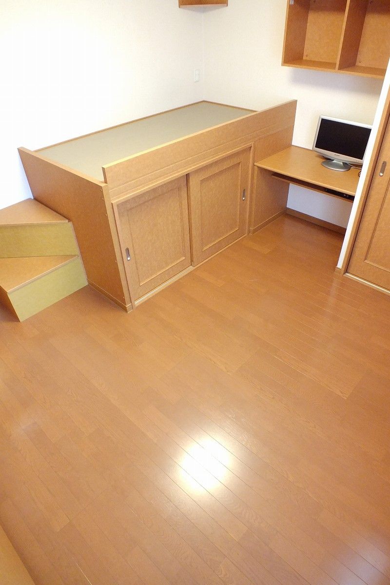 レオパレスアンダンテ 居間