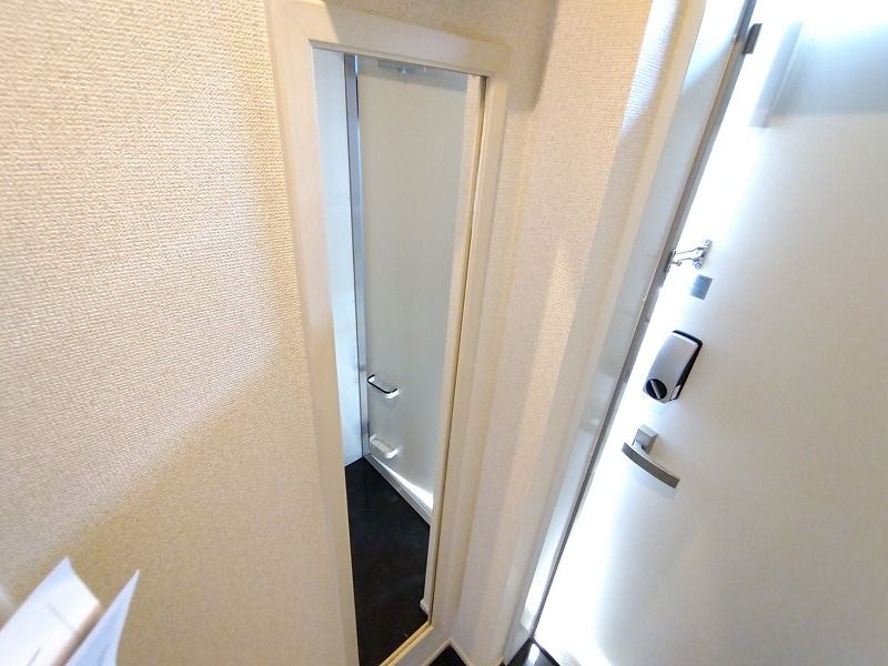 クレイノメゾン　ド　ピエラ 玄関