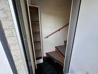 レオパレス本丸　Ⅲ 玄関