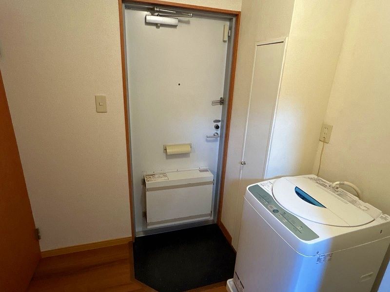 レオパレス池袋ウエスト 玄関