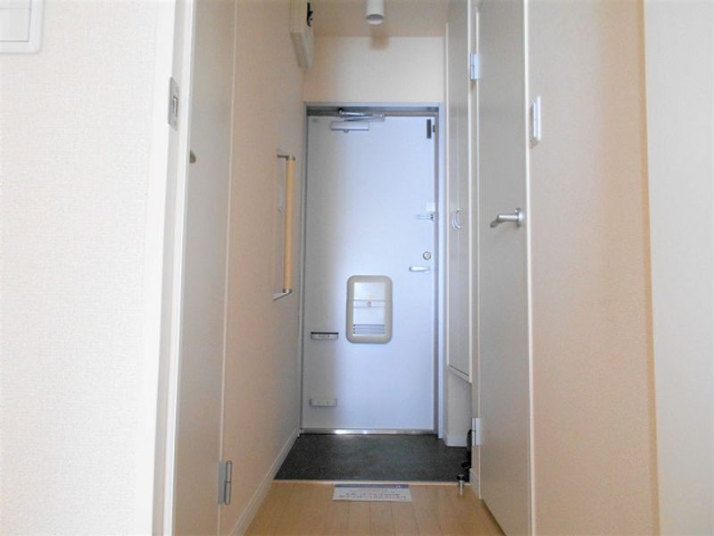 レオネクスト敬 玄関