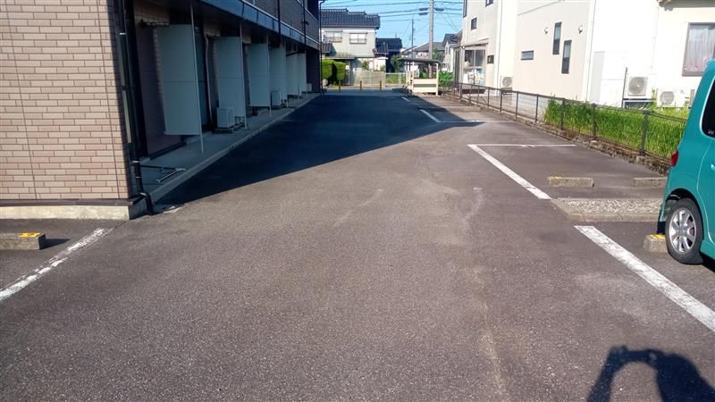 レオパレスＢｉｇＢａｇ 駐車場