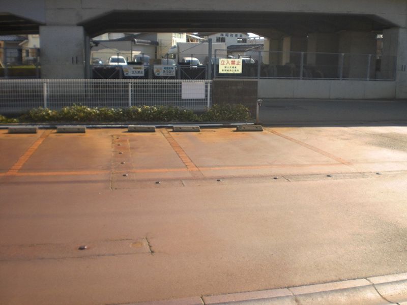 レオパレスＳＡＫＵＲＡ 駐車場