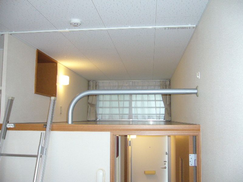 レオパレスコーポ入江 寝室