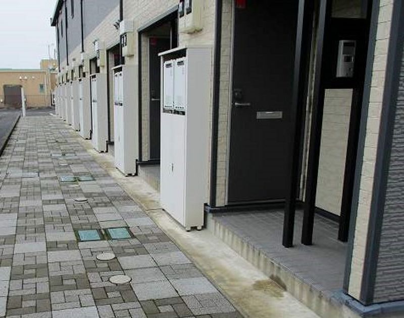 レオパレスメゾンＴ　Ａ 玄関