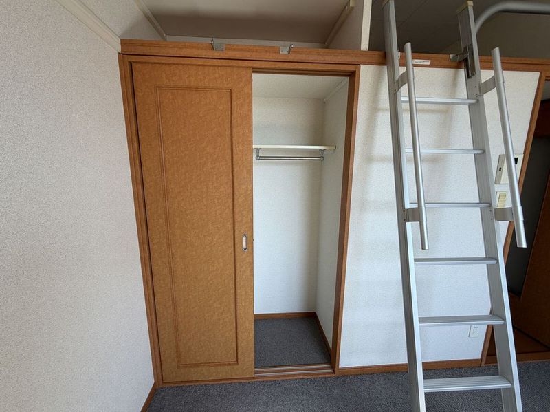 レオパレスフリーダム南金目Ⅷ 収納