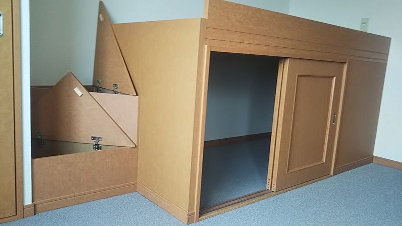レオパレスタッドポウル 収納