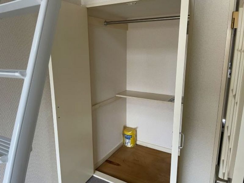 レオパレスフラワーアイランド 収納