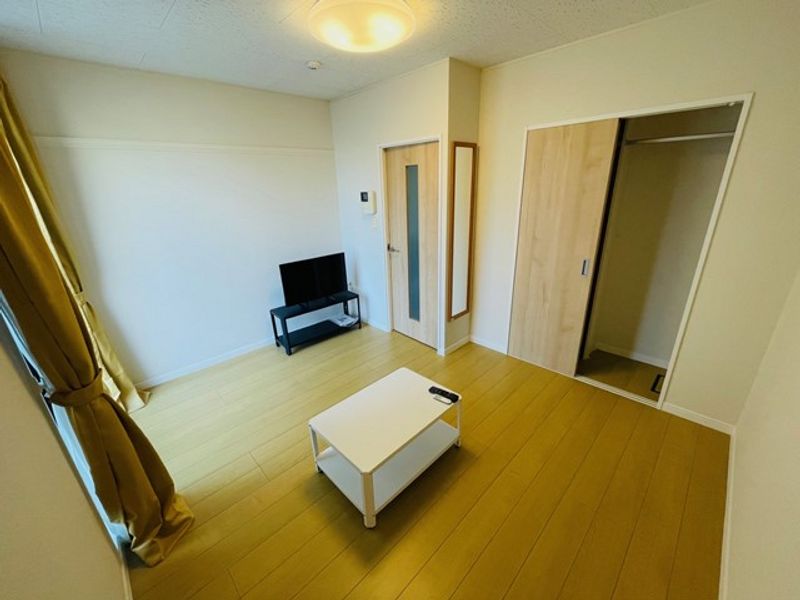 レオパレスシェドゥーブル 収納